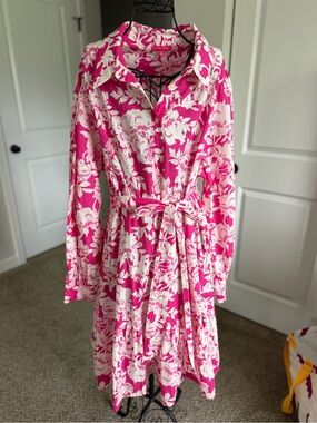 Flying Tomato Hot Pink and White Floral Top